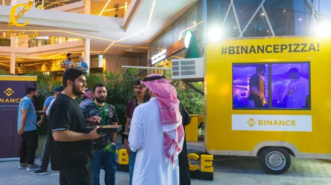 لازلو هانیچ و روز پیتزا بیت کوین
